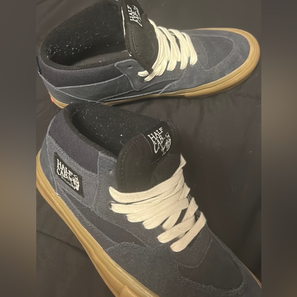 HALF CABtm vans brand new never been worn